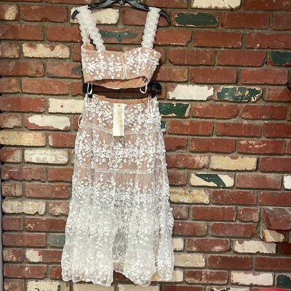 Revolve Bronx and Banco Megan Two Piece Lace Set White size small - Picture 12 of 13